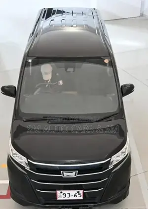 টয়োটা নোহা ২০২১ ব্ল্যাক