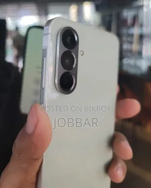 নতুন স্যামসাং গ্যালাক্সি এ৫৬ ২৫৬ জিবি ধূসর