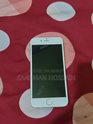 Apple iPhone 6 16 GB Gold