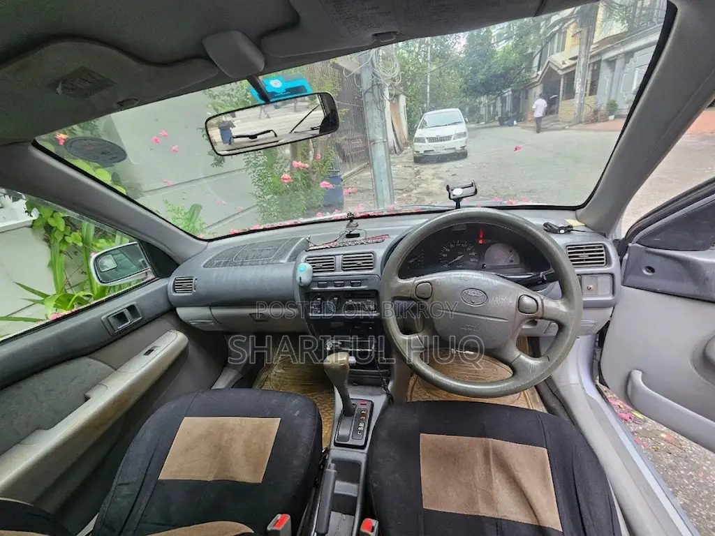 Toyota Starlet 1997 Silver