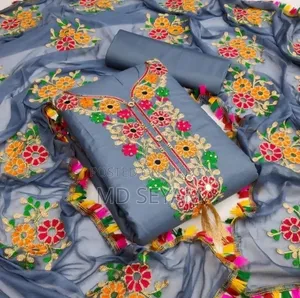 কাশ্মীরী আড়ি এম্ব্রডারী থ্রি-পিচ