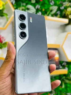 টেকনো ক্যামন ৪০ প্রো ৪জি ২৫৬ জিবি ব্ল্যাক