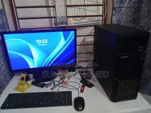 Desktop Computer 8GB AMD Ryzen 5 SSD 256GB