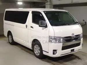 Toyota HiAce 2021 White