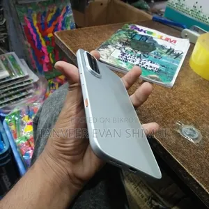 Infinix Hot 70 128 GB