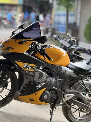 Suzuki GSX-R150 2022 Yellow
