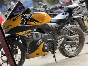 Suzuki GSX-R150 2022 Yellow