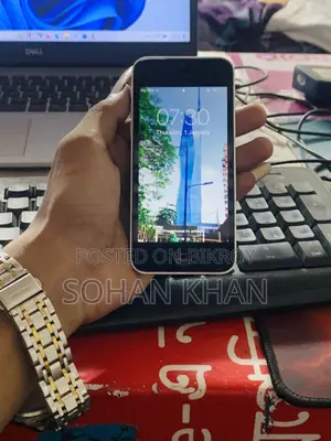 Apple iPhone 5c 16 GB White