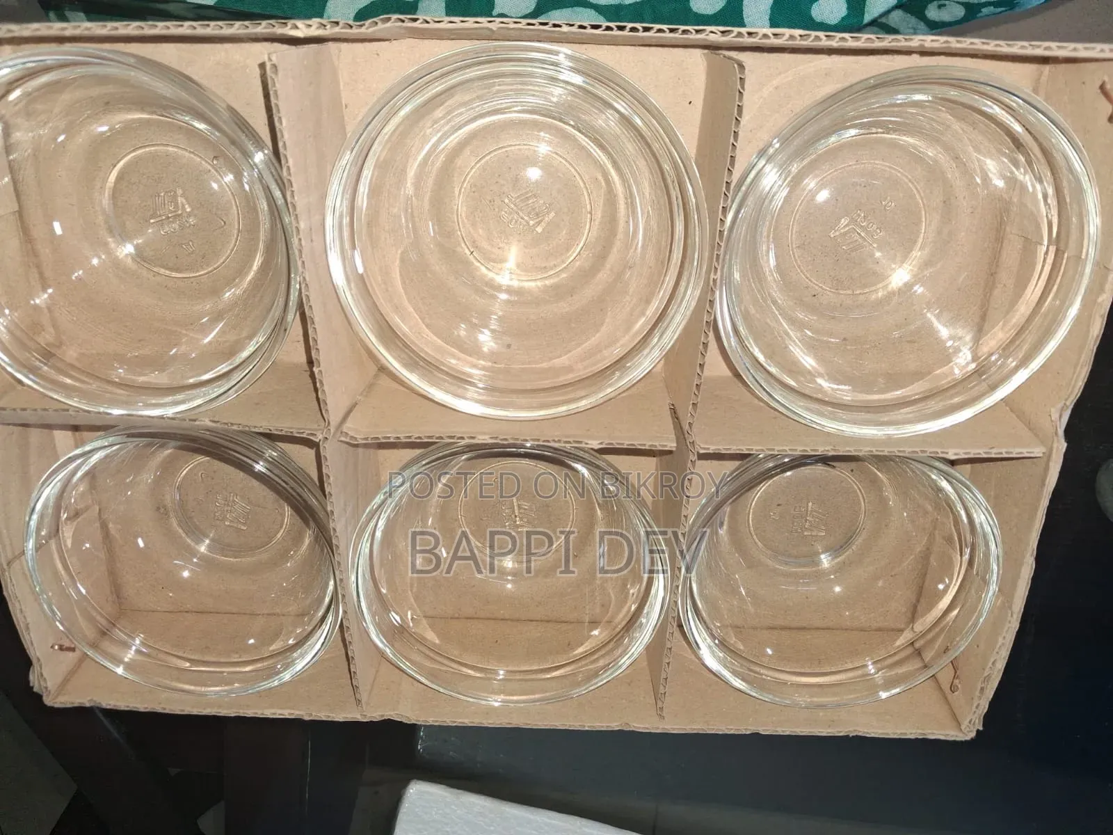 2 Sets of Bowls