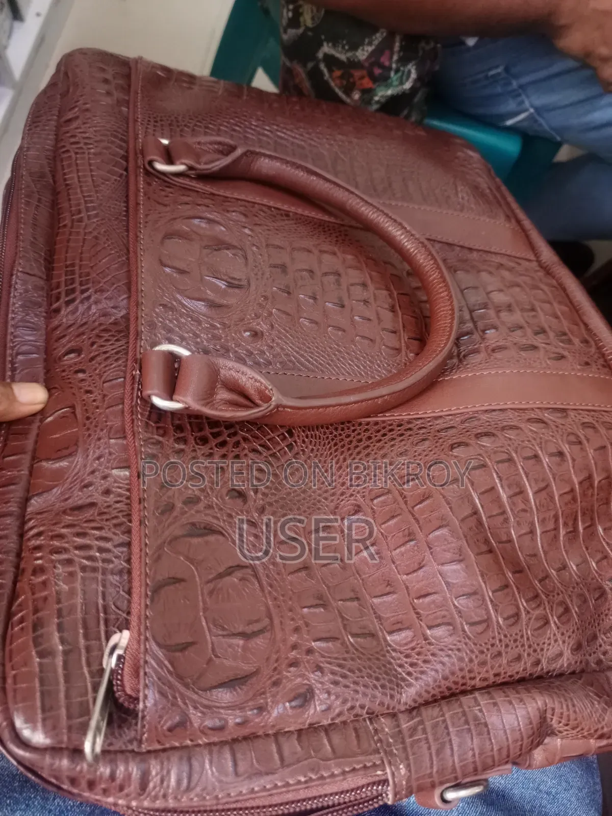 Want to sell 100% pure leather bag