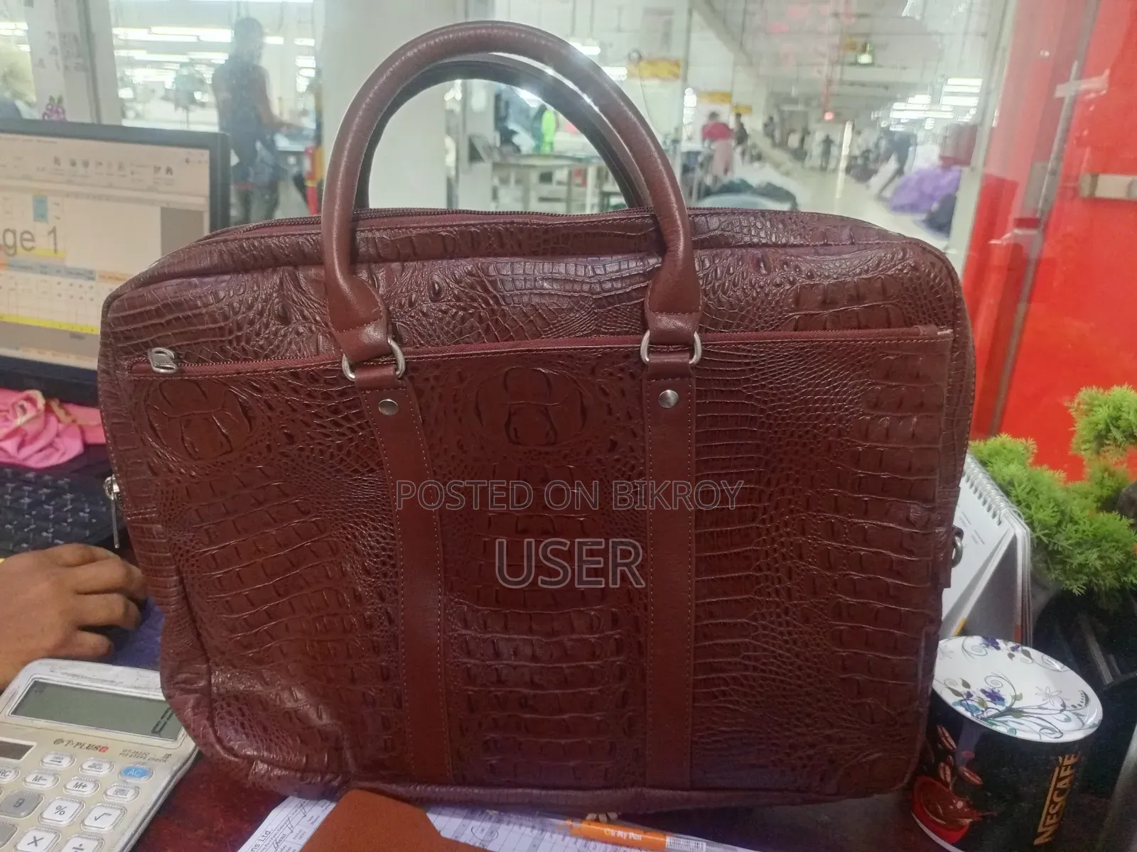 Want to sell 100% pure leather bag