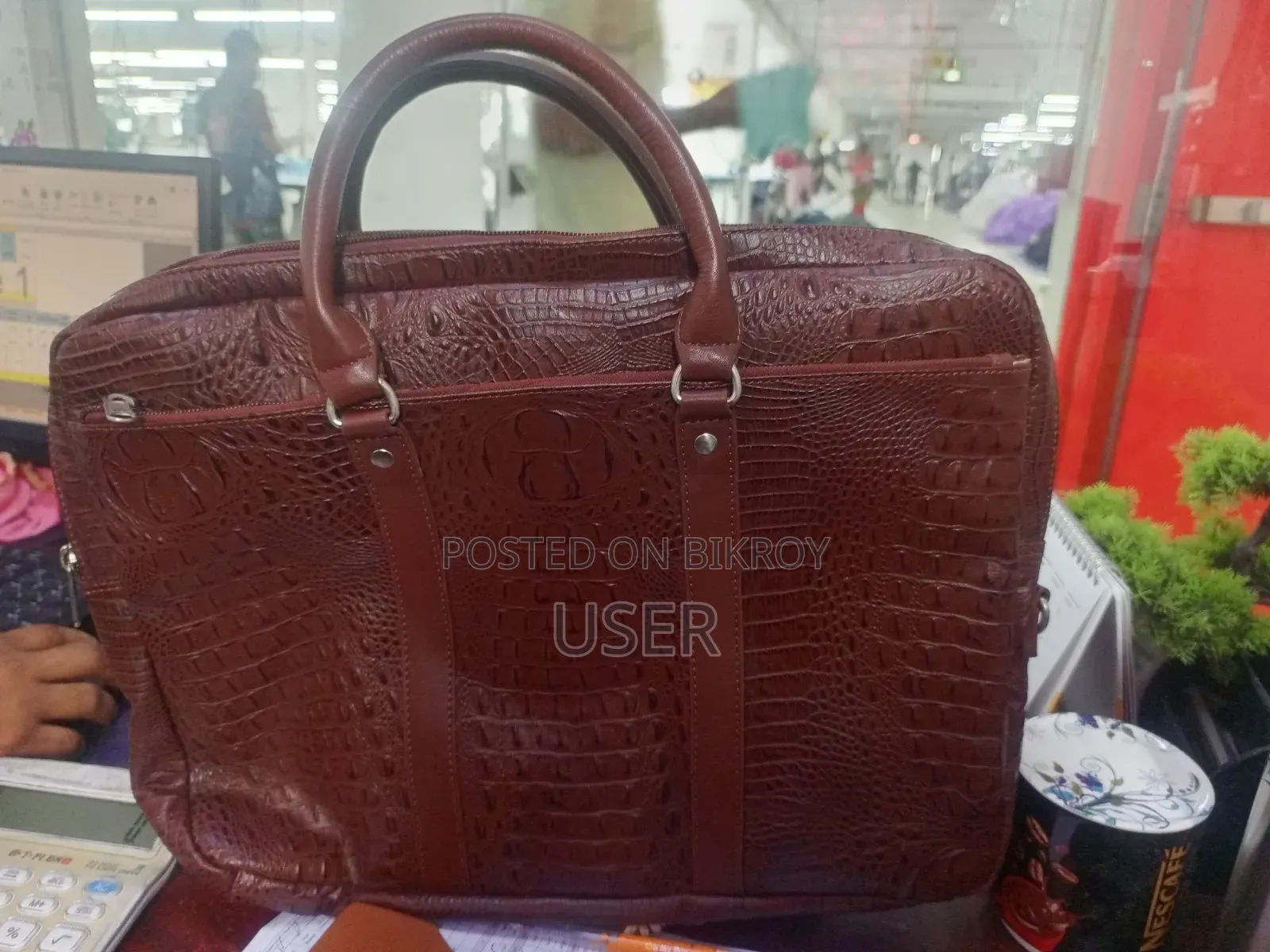 Want to sell 100% pure leather bag