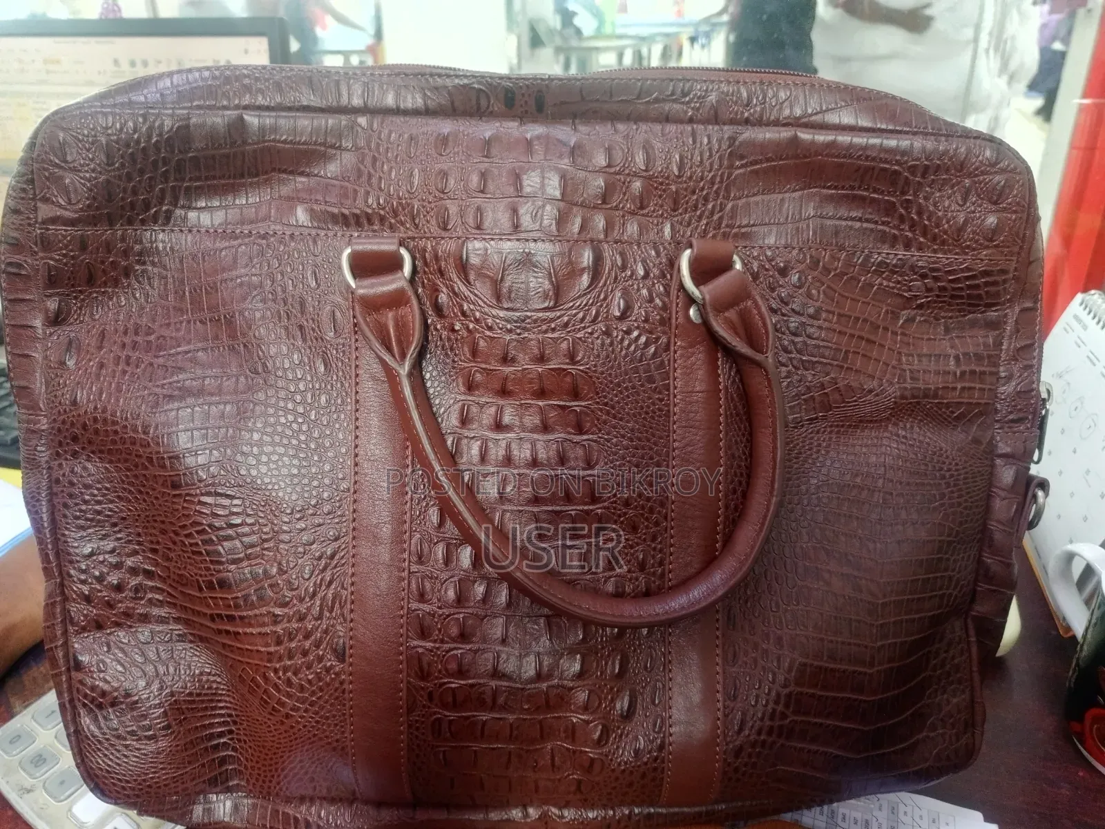 Want to sell 100% pure leather bag