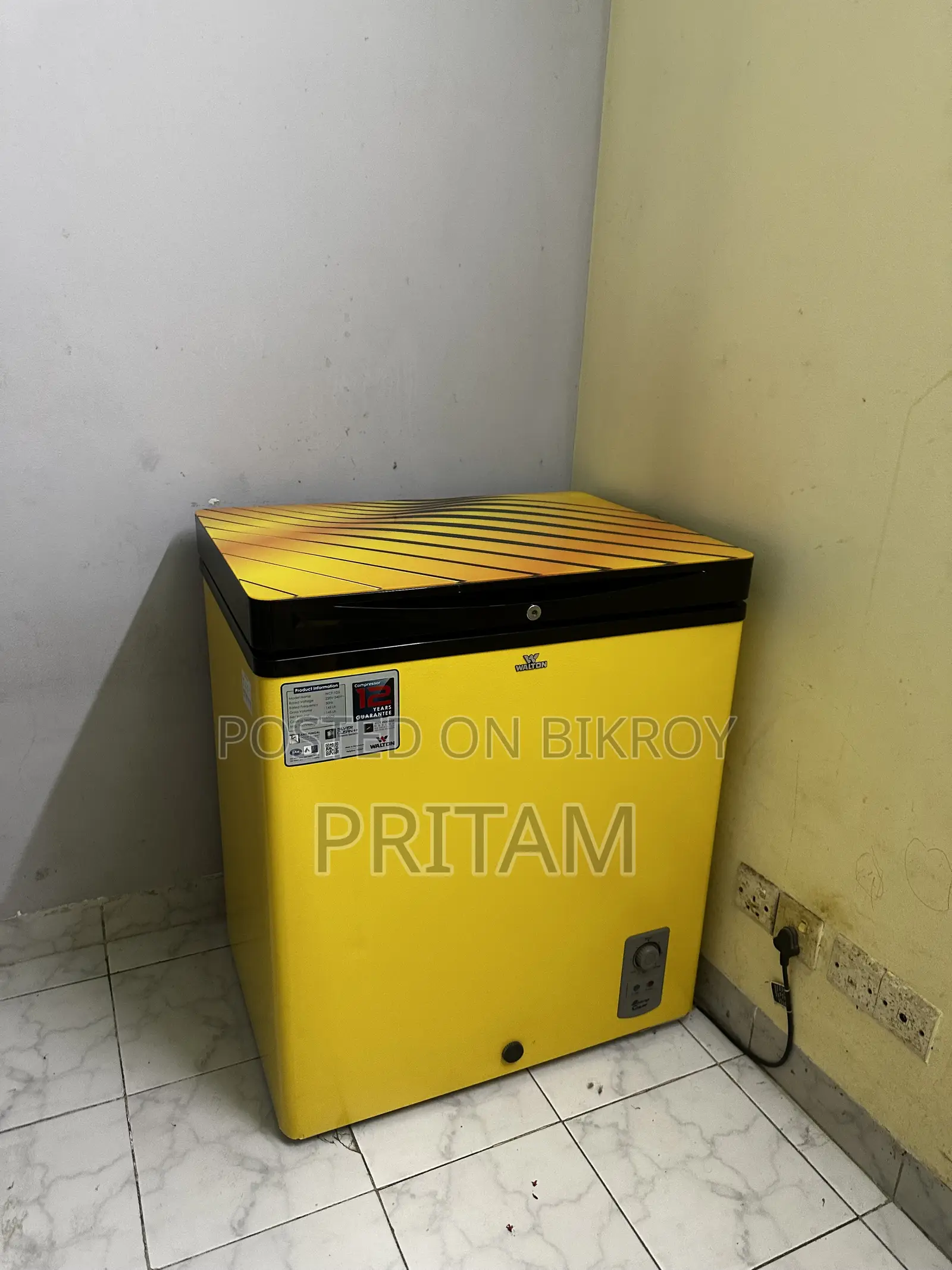 Walton Deep Fridge/ Chest Freezer (145 L)