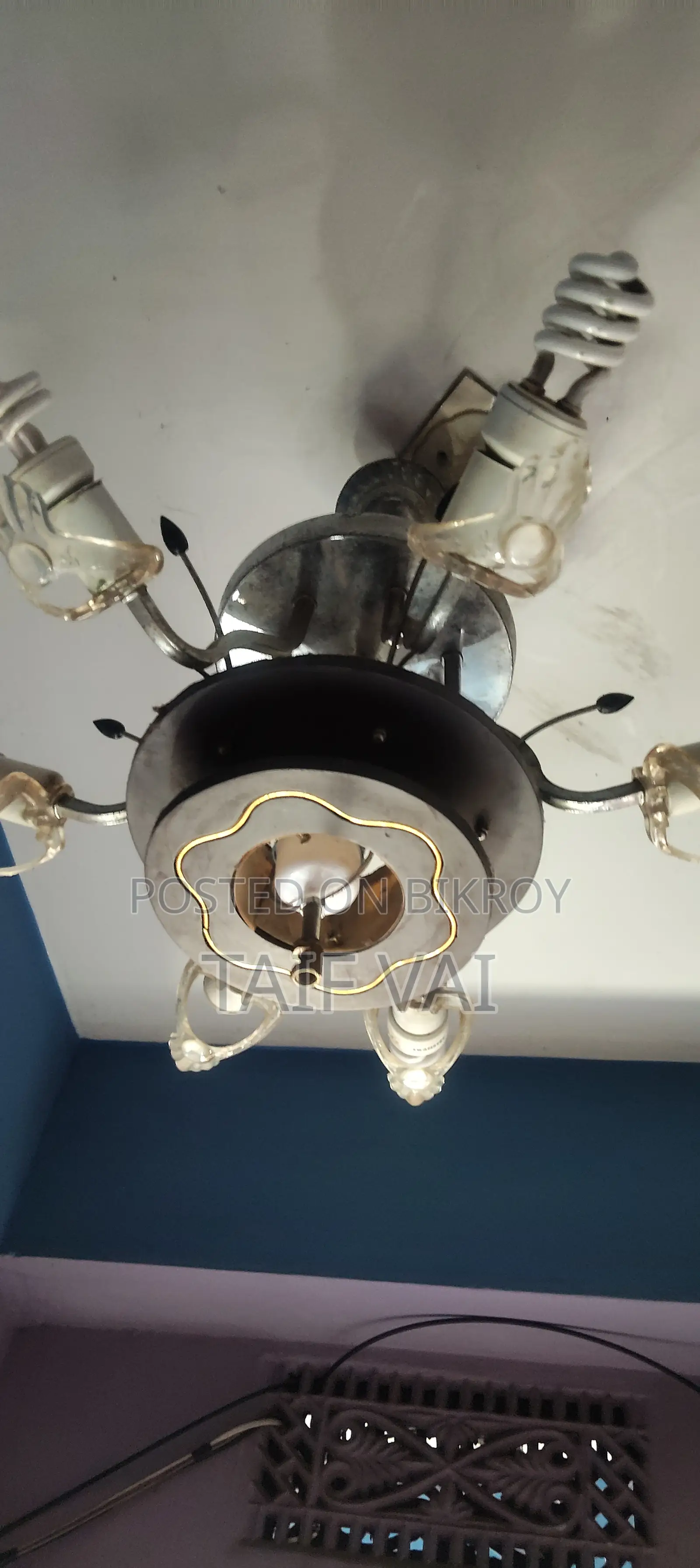 Jharbati Chandelier