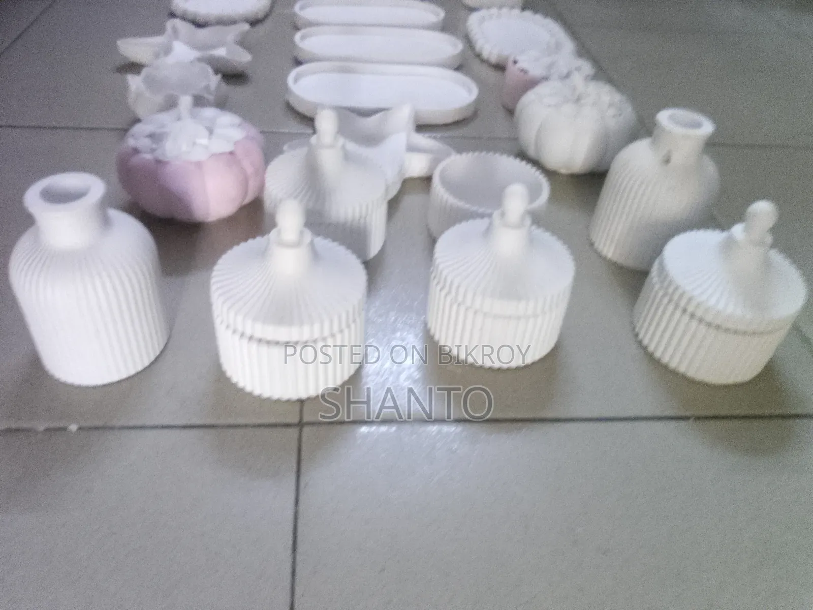 Gypsum Showpiece