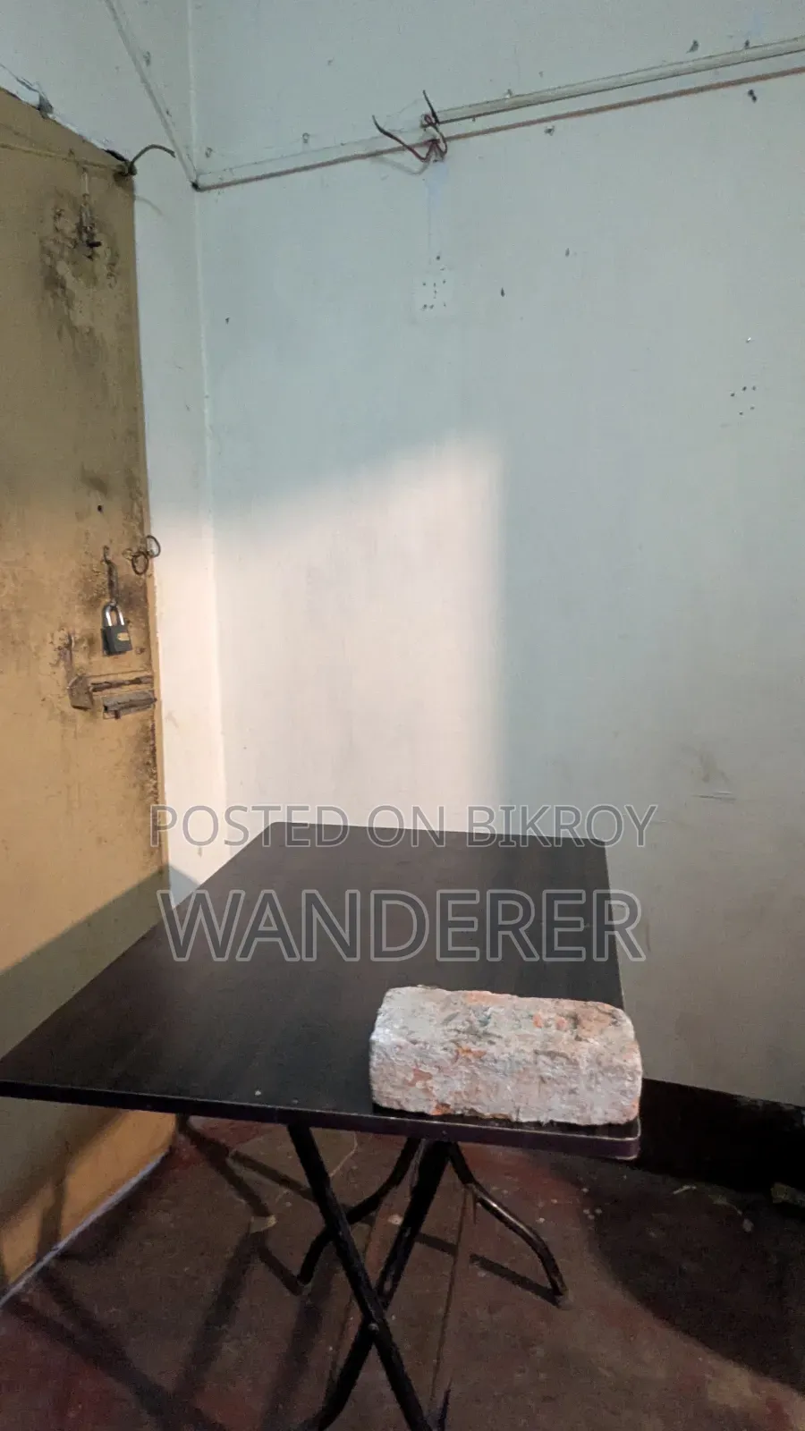 FOLDABLE Table for Sell