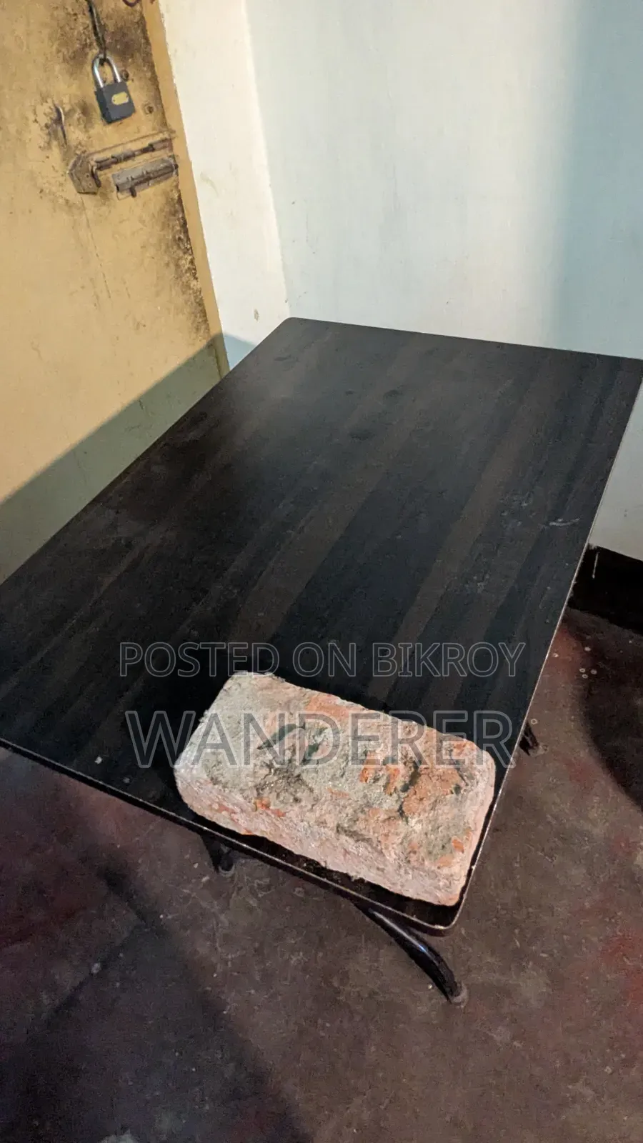 FOLDABLE Table for Sell