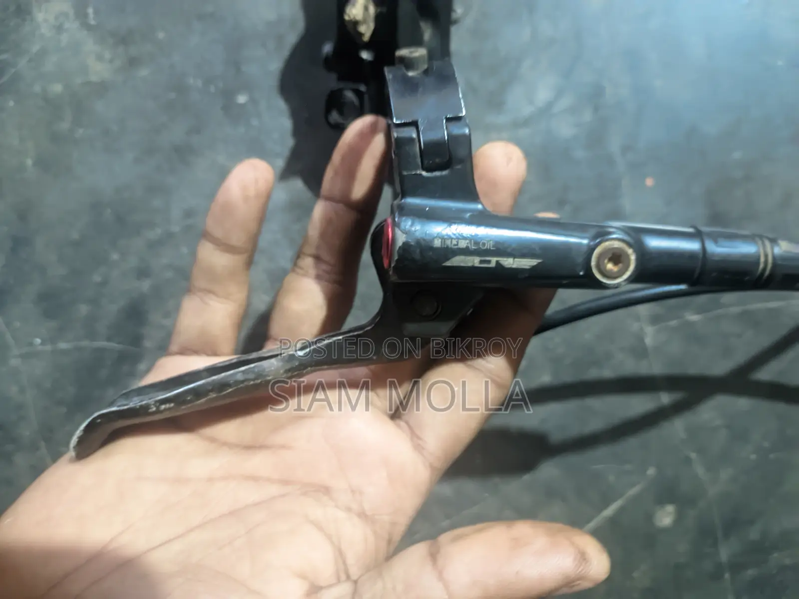 অয়েল ব্রেক আস
