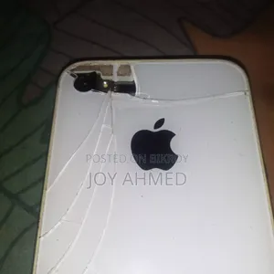 অ্যাপল আইফোন ৪এস ৮ জিবি সাদা
