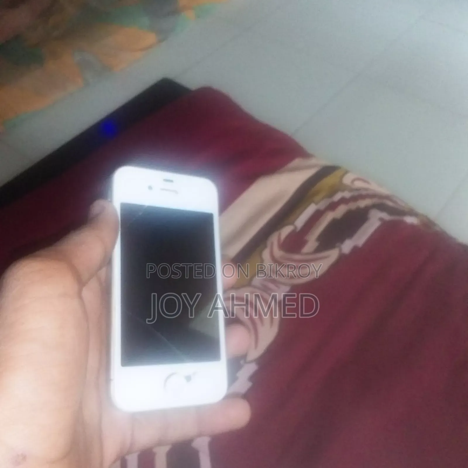 অ্যাপল আইফোন ৪এস ৮ জিবি সাদা
