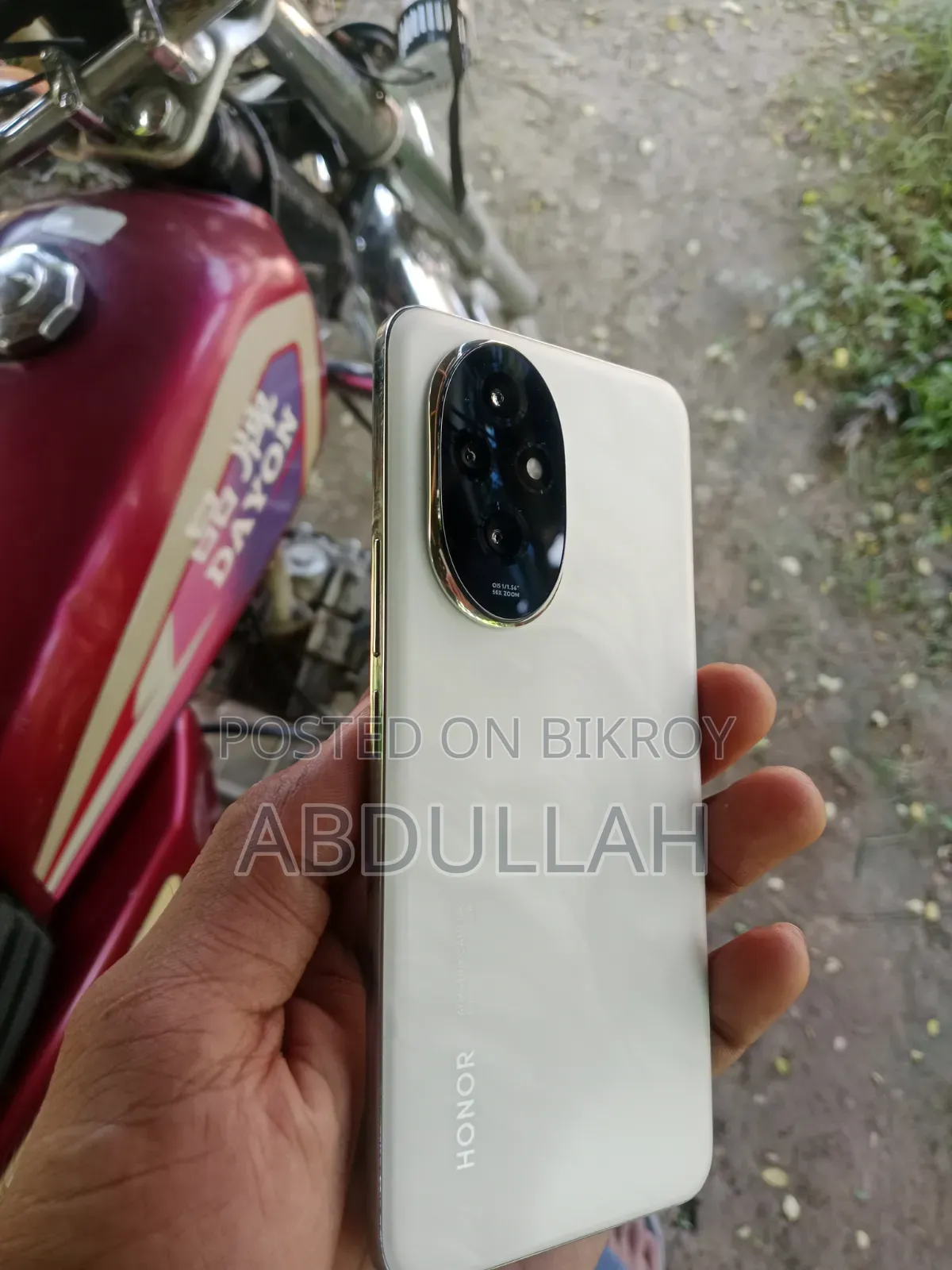 অনার ২০০ ৫১২ জিবি হোয়াইট