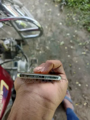 অনার ২০০ ৫১২ জিবি হোয়াইট