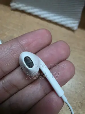 Apple Lightning Earpods