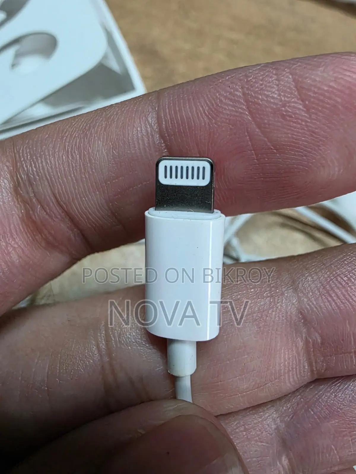 Apple Lightning Earpods