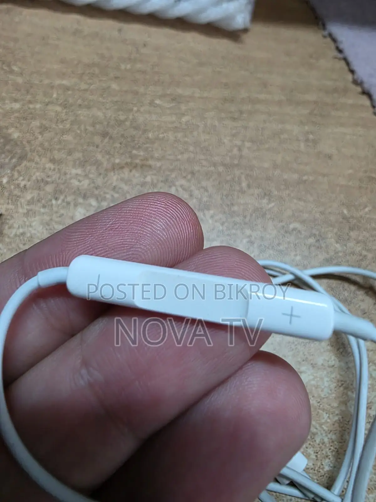 Apple Lightning Earpods