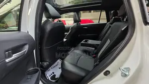 Toyota Corolla Cross 1.8 Hybrid FWD 2021 Pearl