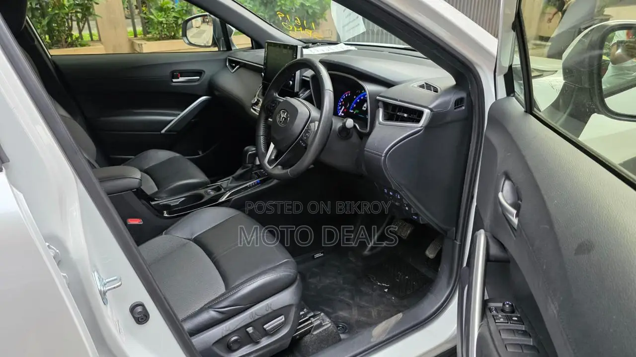 Toyota Corolla Cross 1.8 Hybrid FWD 2021 Pearl
