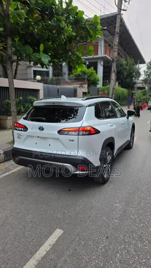 Toyota Corolla Cross 1.8 Hybrid FWD 2021 Pearl