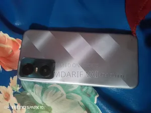 Tecno Spark Go 64 GB Blue
