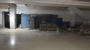লোয়ার গ্রাউন্ড ফ্লোর রিটেইল/ক্যাফে স্পেস ভাড়া