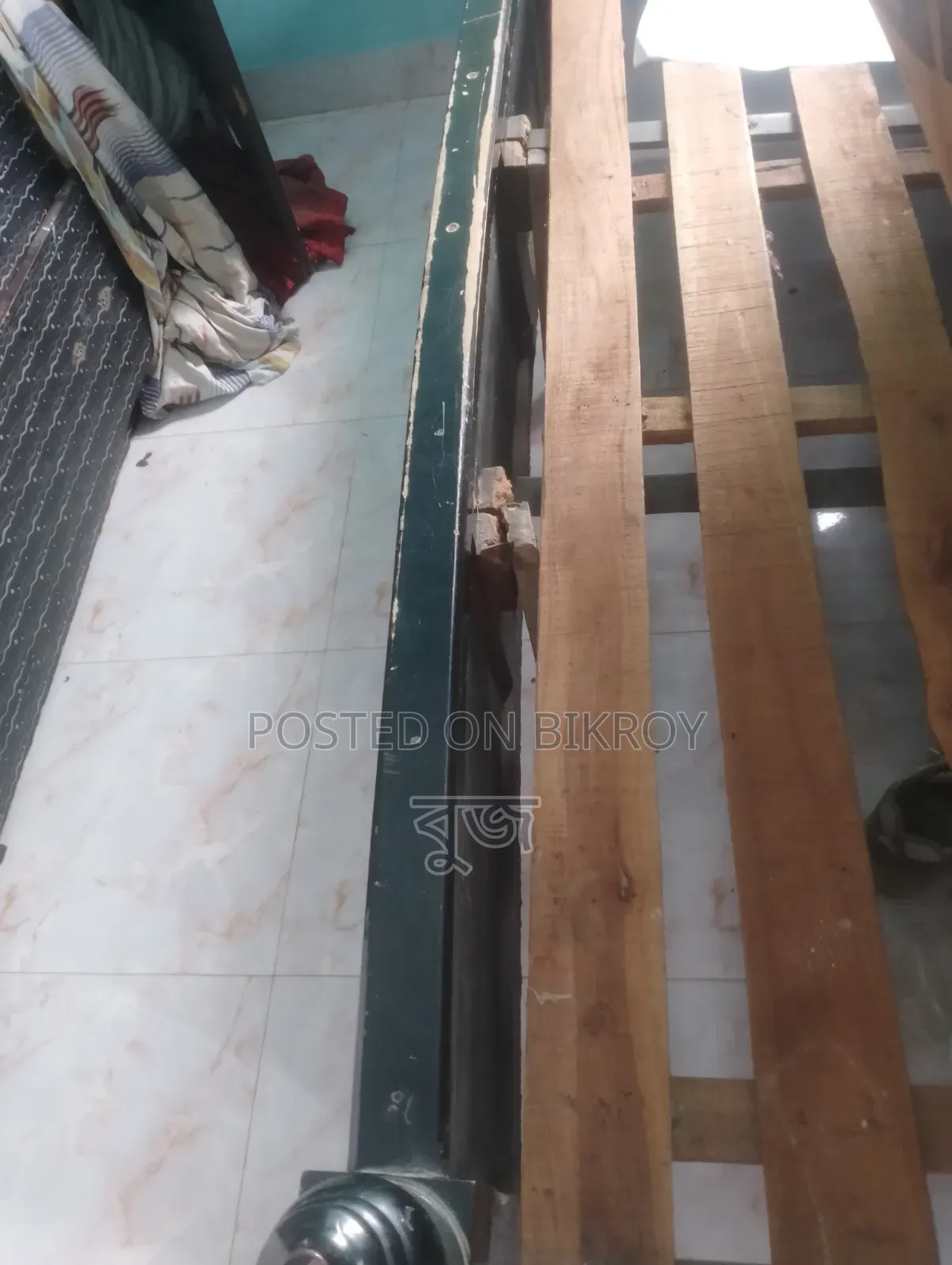 4 by 5 feet bed
