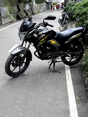 নতুন টিভিএস স্ট্রাইকার ১২৫ ২০২০ কালো