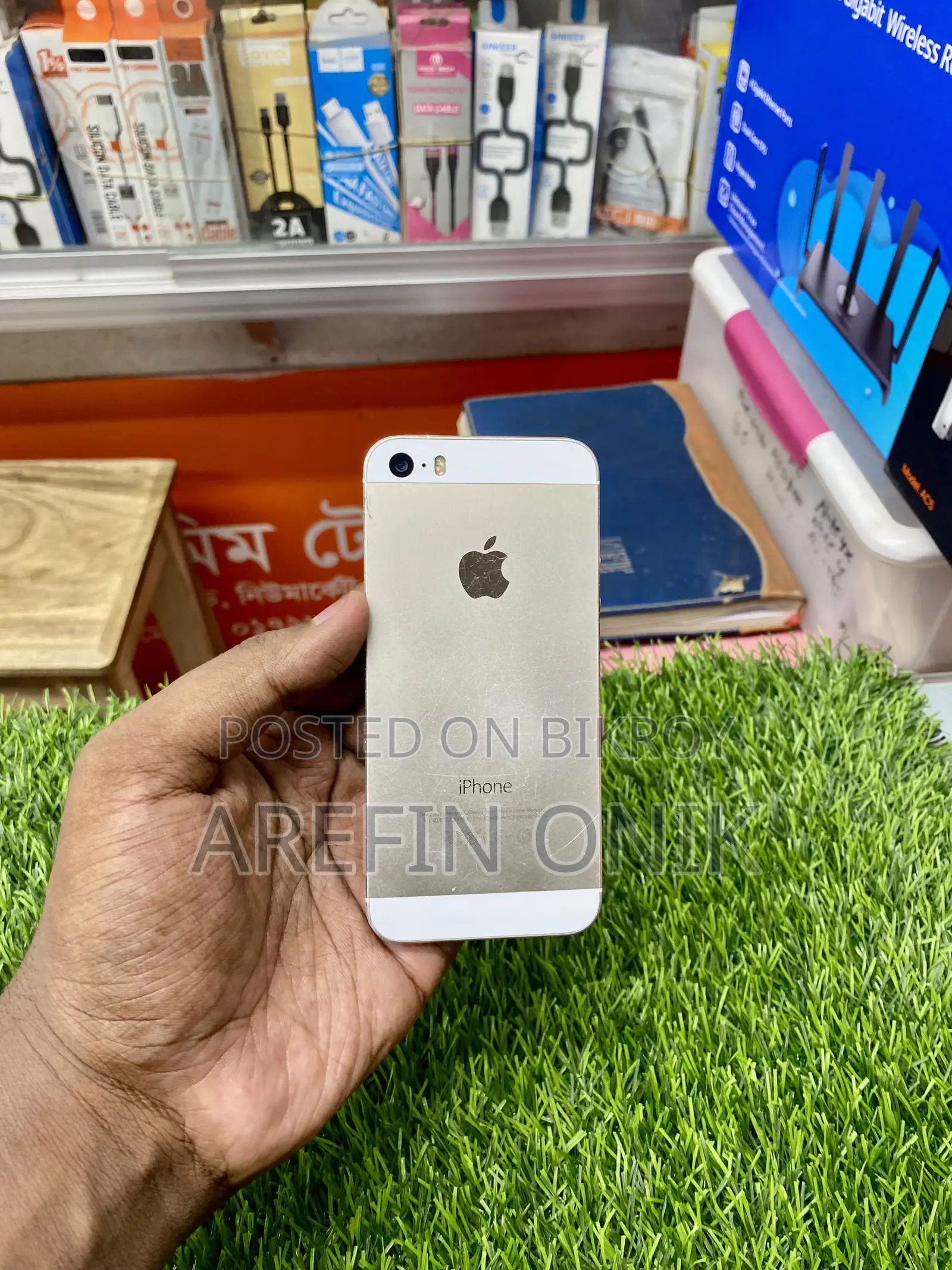 Apple iPhone 5s 16 GB