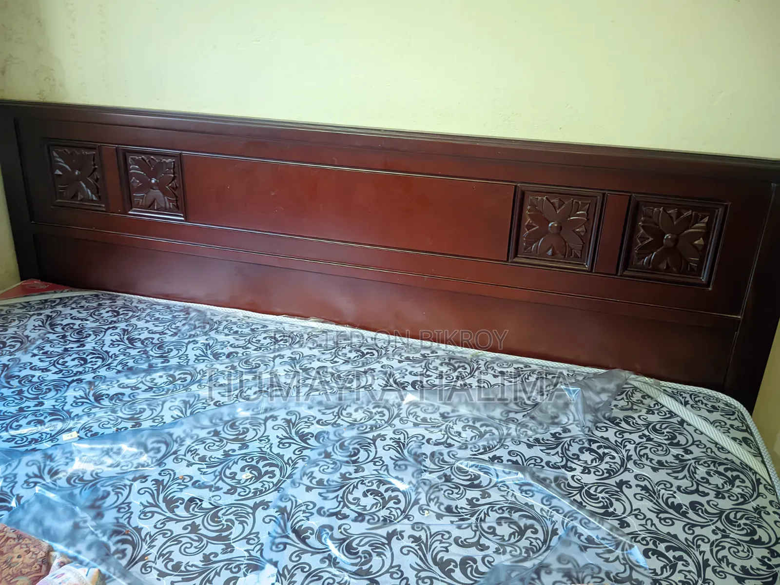 সেল পোস্ট খাট এবং মেট্টেক্স