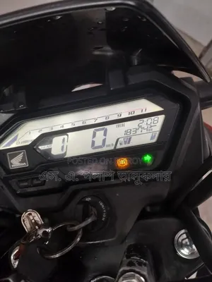 হোন্ডা এক্স-ব্লেড ১৬০ ২০২৪ ব্ল্যাক