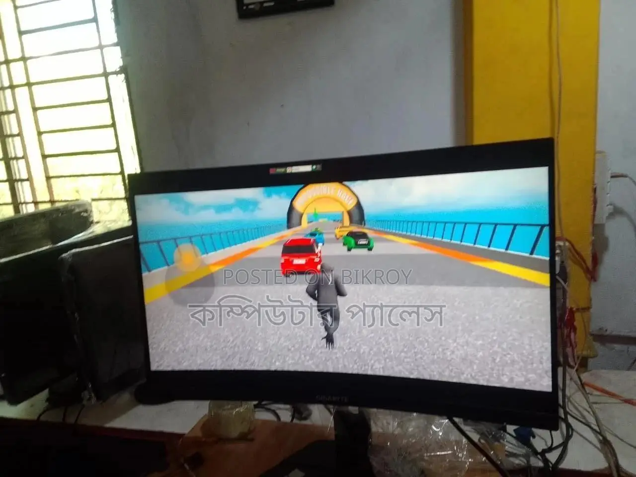 GIGABYTE Curve Gaming 27 Inch IPS Borderless Monitor 100% Fresh