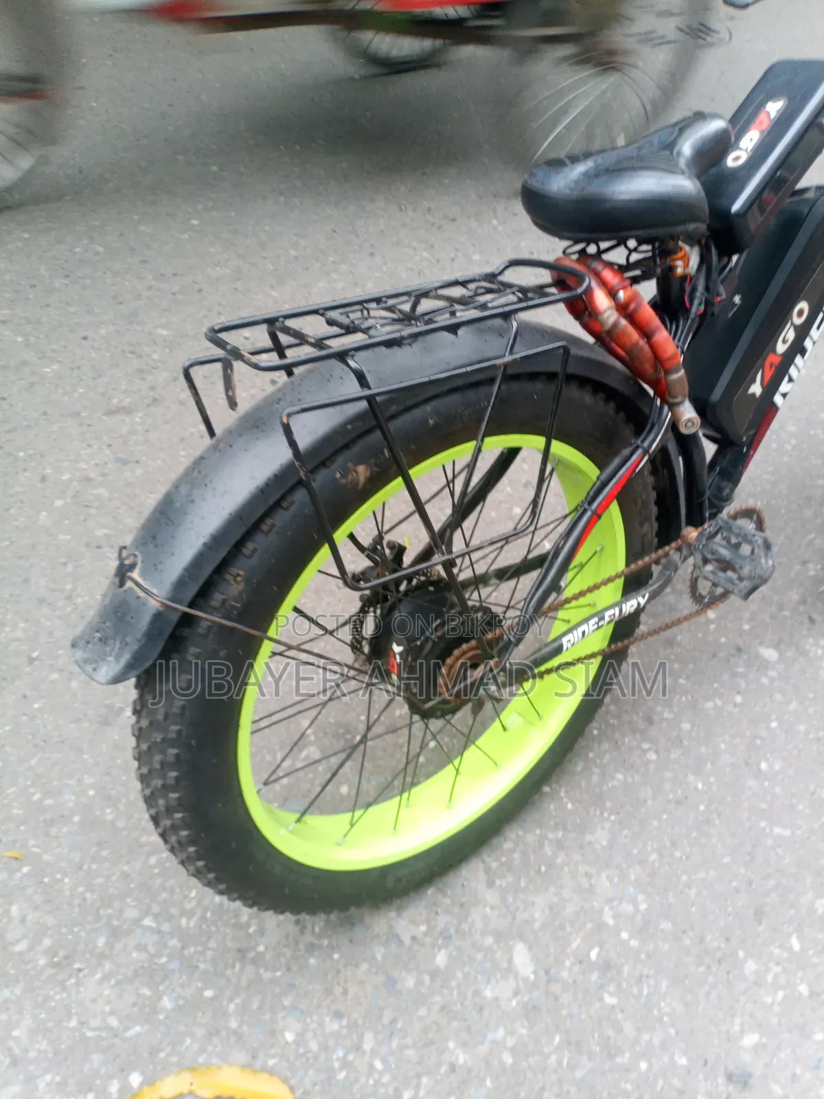 মোটরসাইকেল ২০২৫ কালো
