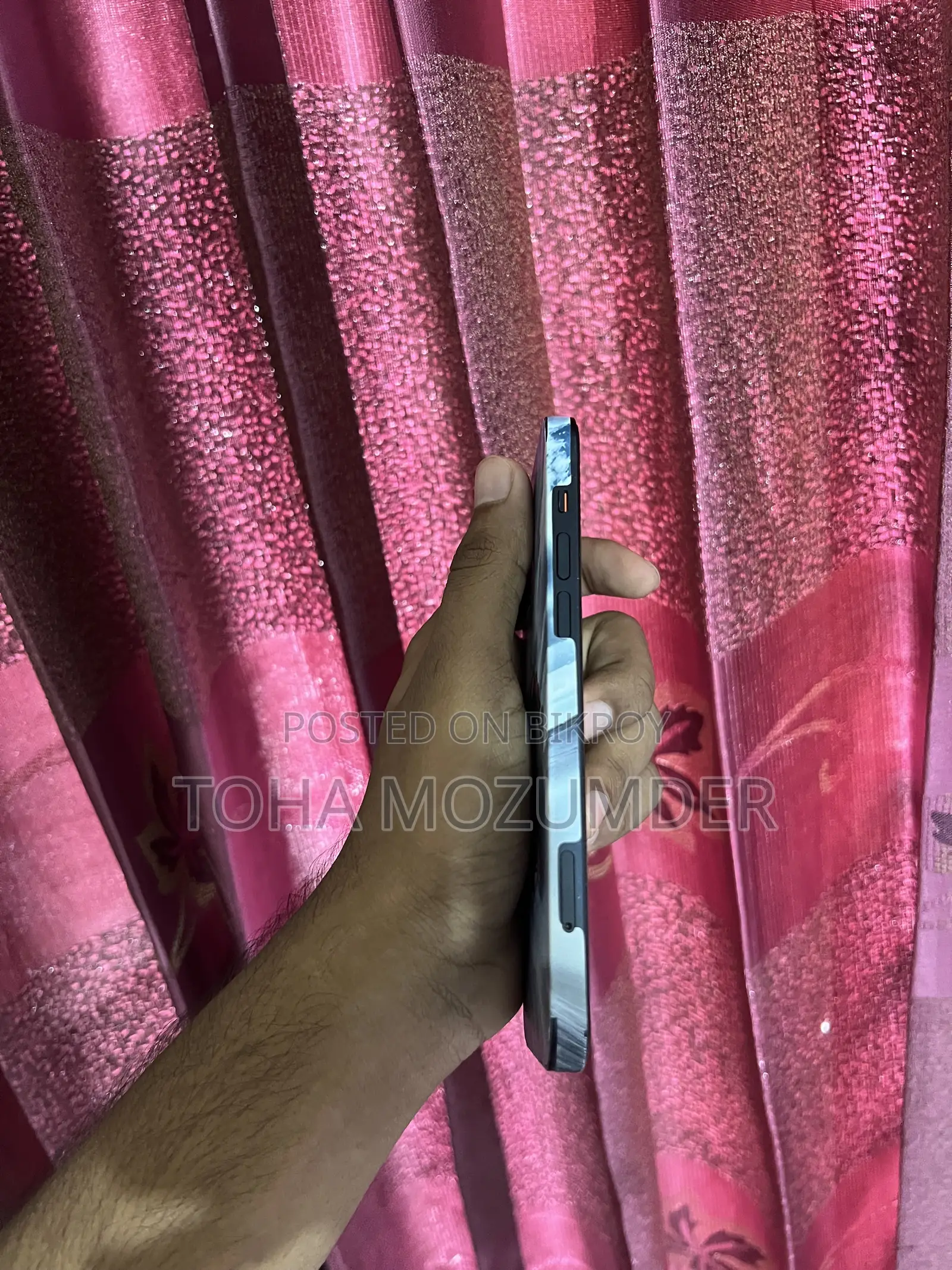 অ্যাপল আইফোন ১২ ৬৪ জিবি ব্ল্যাক