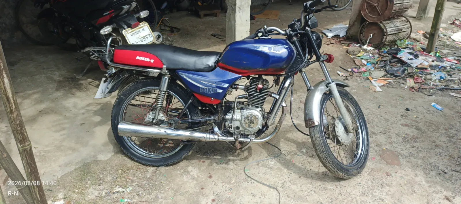 বাজাজ বক্সার ১০০ ২০০৪ নীল
