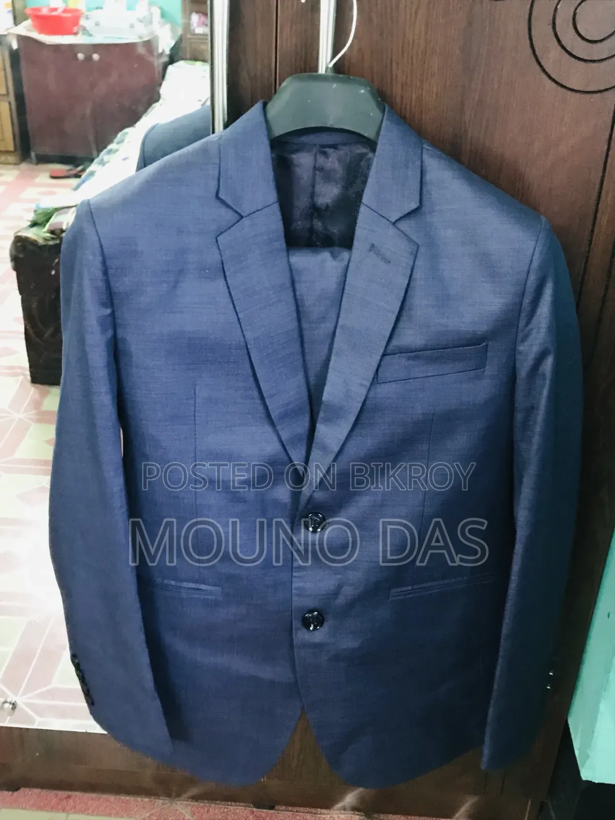 Once used premium quality suit customized by Top Ten
