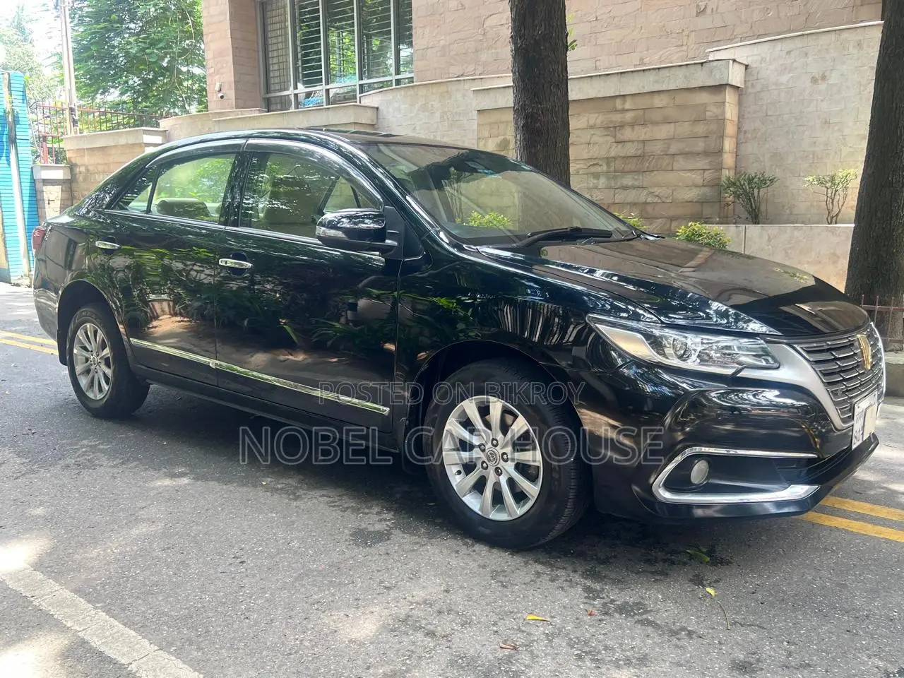 Toyota Premio 2016 Black