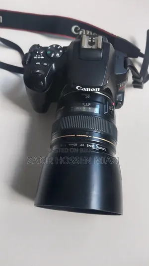 Canon Eos Kiss X10