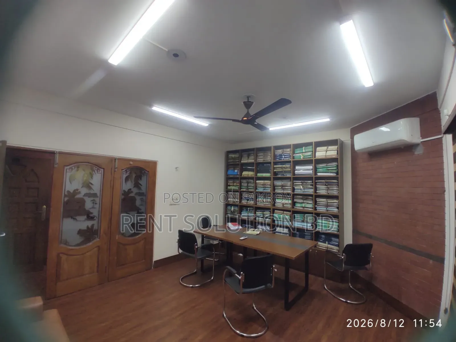 গুলশান ১ এ সেমি ফার্নিশড অফিস স্পেস ভাড়া