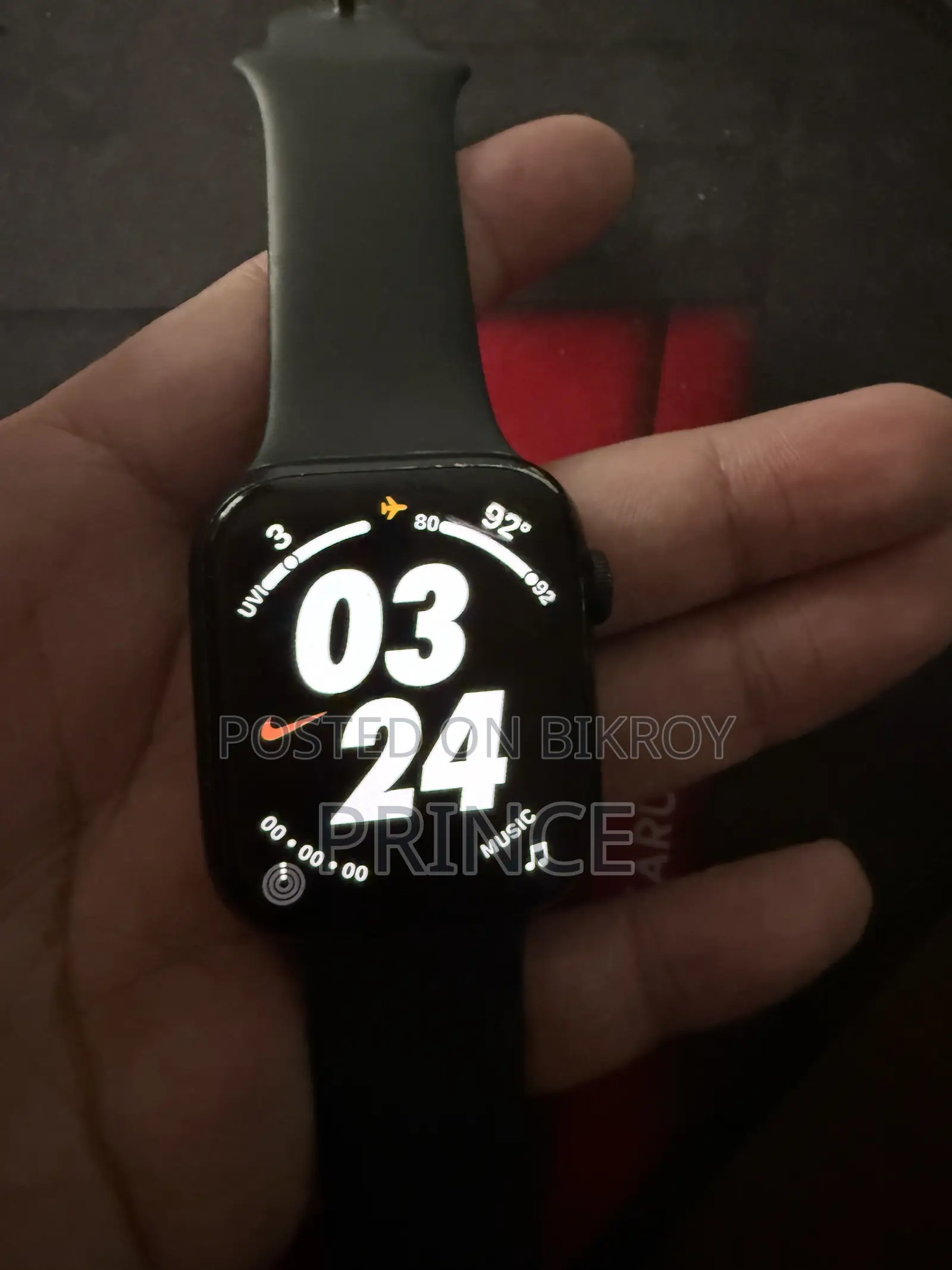 Apple Watch Series 8