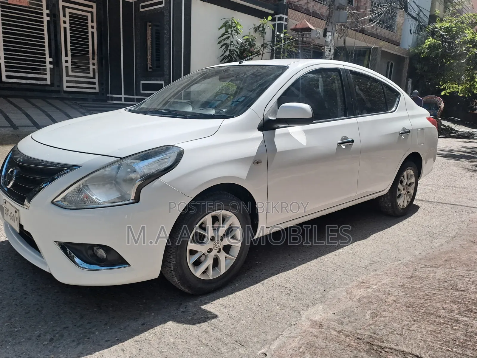 Nissan Almera 2015 White